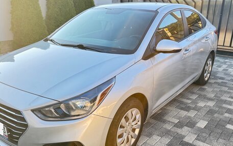 Hyundai Accent IV, 2022 год, 1 600 000 рублей, 5 фотография