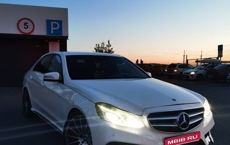 Mercedes-Benz E-Класс, 2013 год, 850 000 рублей, 1 фотография