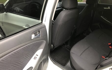 Hyundai Solaris II рестайлинг, 2014 год, 1 030 000 рублей, 8 фотография