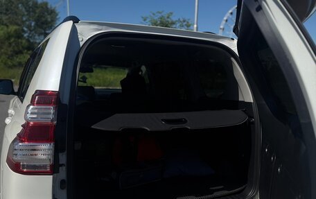 Toyota Land Cruiser Prado 150 рестайлинг 2, 2013 год, 3 600 000 рублей, 5 фотография
