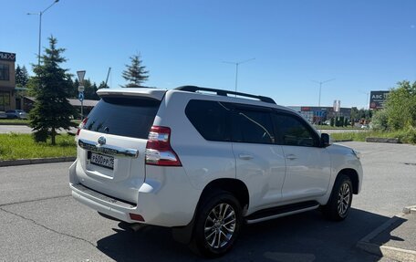 Toyota Land Cruiser Prado 150 рестайлинг 2, 2013 год, 3 600 000 рублей, 16 фотография