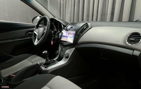 Chevrolet Cruze II, 2013 год, 699 900 рублей, 10 фотография