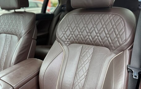 BMW 7 серия, 2016 год, 3 450 000 рублей, 28 фотография