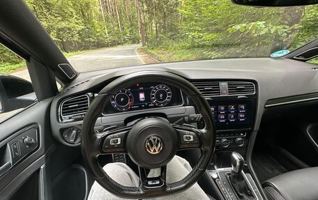 Volkswagen Golf R VII, 2020 год, 3 700 000 рублей, 9 фотография