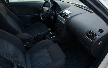 Ford Mondeo III, 2005 год, 300 000 рублей, 14 фотография
