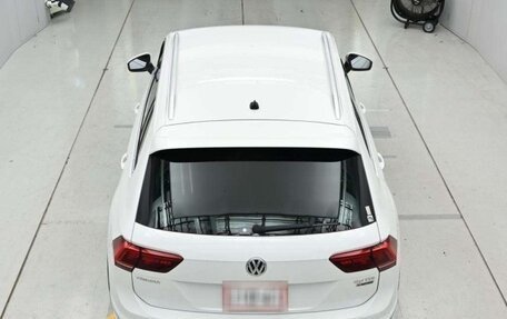 Volkswagen Tiguan II, 2019 год, 2 100 000 рублей, 5 фотография