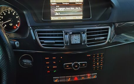 Mercedes-Benz E-Класс, 2013 год, 850 000 рублей, 4 фотография