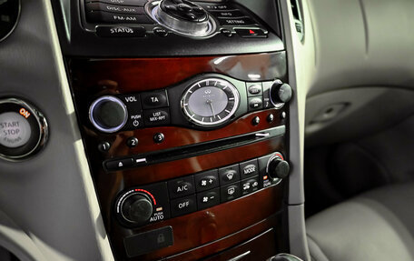 Infiniti QX50 I рестайлинг, 2014 год, 2 050 000 рублей, 16 фотография