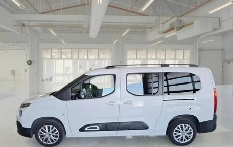 Citroen Berlingo III, 2022 год, 1 832 000 рублей, 1 фотография