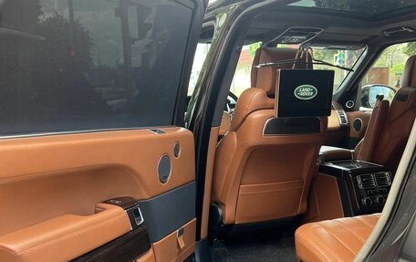 Land Rover Range Rover IV рестайлинг, 2014 год, 3 448 000 рублей, 18 фотография