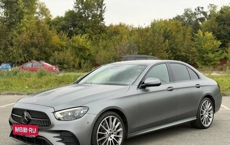 Mercedes-Benz E-Класс, 2020 год, 5 400 000 рублей, 3 фотография