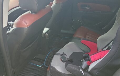 Chevrolet Cruze II, 2011 год, 800 000 рублей, 9 фотография