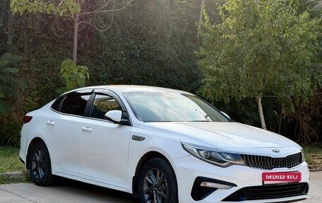 KIA Optima IV, 2018 год, 1 290 000 рублей, 1 фотография