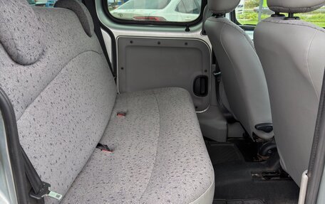 Renault Kangoo II рестайлинг, 2005 год, 495 000 рублей, 30 фотография