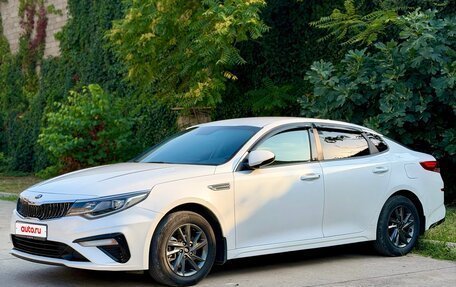 KIA Optima IV, 2018 год, 1 290 000 рублей, 2 фотография