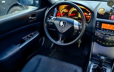 Honda Accord VII рестайлинг, 2004 год, 570 000 рублей, 4 фотография