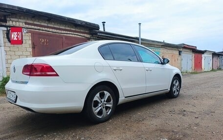 Volkswagen Passat B7, 2011 год, 658 000 рублей, 2 фотография
