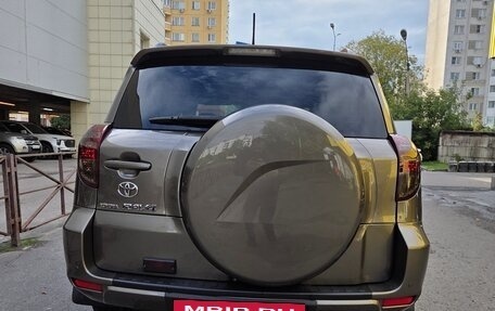 Toyota RAV4, 2010 год, 2 000 000 рублей, 2 фотография