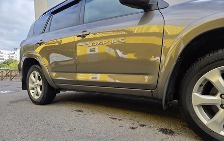 Toyota RAV4, 2010 год, 2 000 000 рублей, 11 фотография