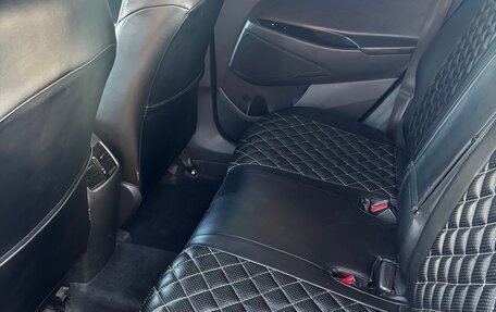 Hyundai Tucson III, 2018 год, 2 100 000 рублей, 11 фотография