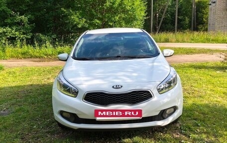 KIA cee'd III, 2013 год, 999 000 рублей, 10 фотография
