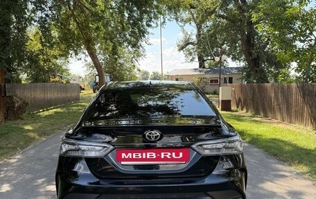 Toyota Camry, 2022 год, 4 200 000 рублей, 4 фотография