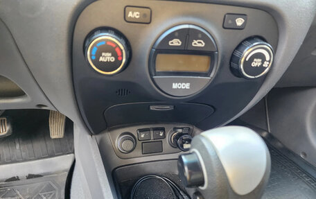 KIA Rio II, 2008 год, 660 000 рублей, 6 фотография
