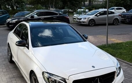 Mercedes-Benz C-Класс, 2017 год, 1 990 000 рублей, 4 фотография