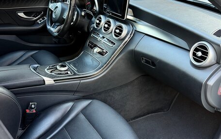 Mercedes-Benz C-Класс, 2017 год, 1 990 000 рублей, 11 фотография