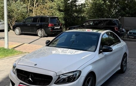 Mercedes-Benz C-Класс, 2017 год, 1 990 000 рублей, 6 фотография