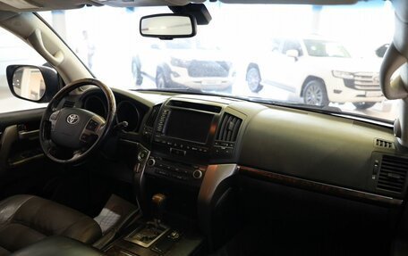 Toyota Land Cruiser 200, 2007 год, 1 899 000 рублей, 16 фотография