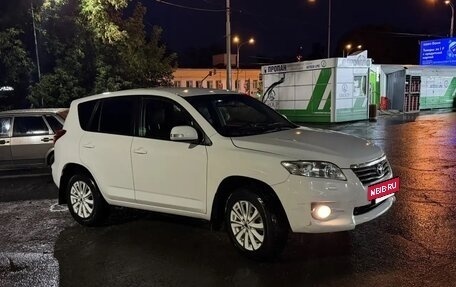 Toyota RAV4, 2011 год, 1 200 000 рублей, 2 фотография