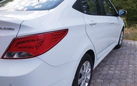 Hyundai Solaris II рестайлинг, 2015 год, 1 500 000 рублей, 3 фотография