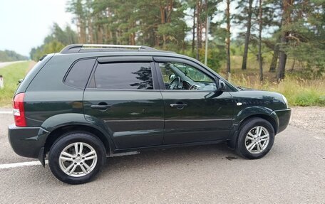 Hyundai Tucson III, 2008 год, 750 000 рублей, 4 фотография