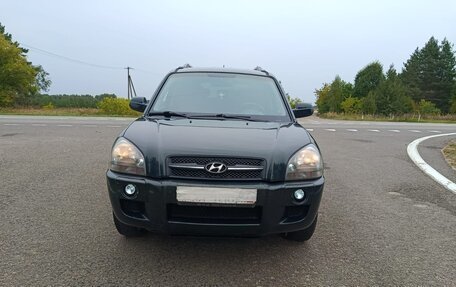 Hyundai Tucson III, 2008 год, 750 000 рублей, 2 фотография
