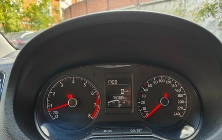 Volkswagen Polo VI (EU Market), 2018 год, 1 250 000 рублей, 11 фотография