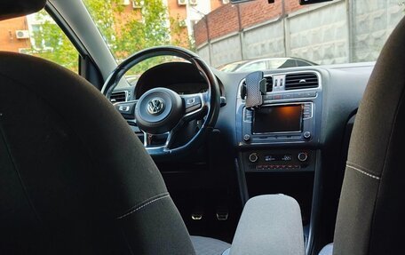 Volkswagen Polo VI (EU Market), 2018 год, 1 250 000 рублей, 17 фотография