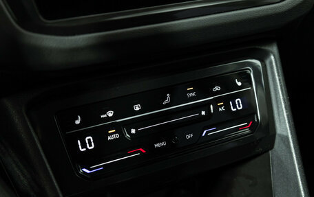 Volkswagen Tiguan II, 2021 год, 2 579 700 рублей, 18 фотография