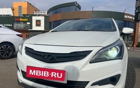 Hyundai Solaris II рестайлинг, 2015 год, 520 000 рублей, 1 фотография