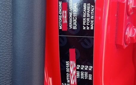 Jeep Renegade I рестайлинг, 2019 год, 1 250 000 рублей, 10 фотография