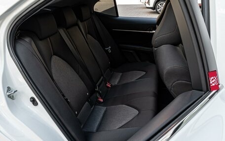 Toyota Camry, 2019 год, 2 390 000 рублей, 7 фотография