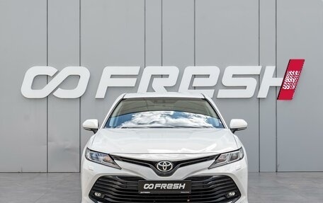 Toyota Camry, 2019 год, 2 390 000 рублей, 3 фотография