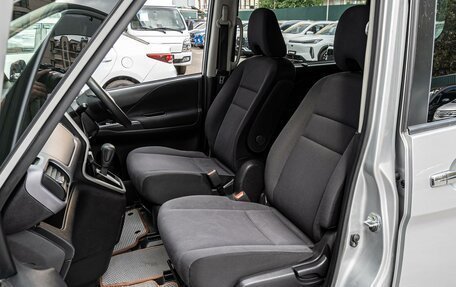 Nissan Serena IV, 2017 год, 1 850 000 рублей, 8 фотография