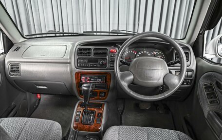 Suzuki Escudo III, 2000 год, 699 000 рублей, 6 фотография