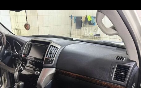 Toyota Land Cruiser 200, 2014 год, 4 300 000 рублей, 9 фотография