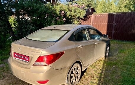 Hyundai Solaris II рестайлинг, 2011 год, 550 000 рублей, 4 фотография
