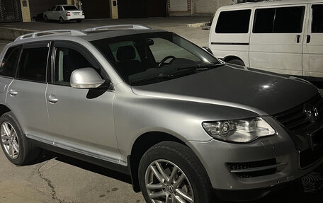 Volkswagen Touareg III, 2006 год, 1 400 000 рублей, 3 фотография