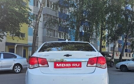 Chevrolet Cruze II, 2012 год, 650 000 рублей, 4 фотография