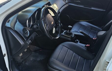 Chevrolet Cruze II, 2012 год, 650 000 рублей, 7 фотография