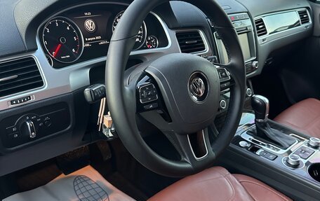 Volkswagen Touareg III, 2015 год, 2 890 000 рублей, 3 фотография